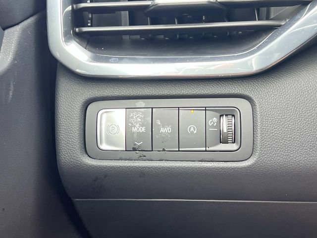 New 2026 Sterling Metallic GMC Elevation image 29
