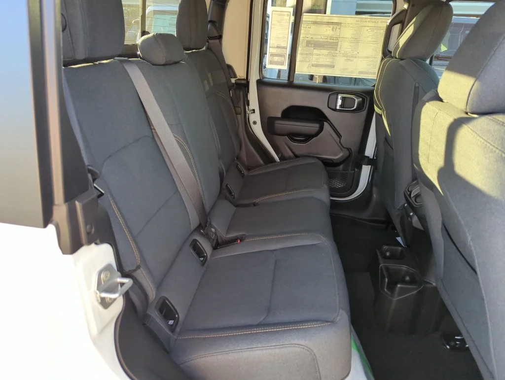 New 2026 Bright White Clear-Coat Exterior Paint Jeep Willys image 27