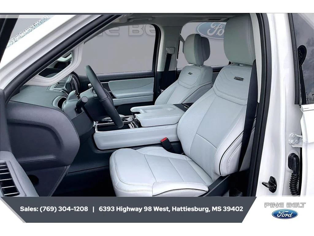 New 2026 Star White Metallic Tri-Coat Ford MAX Platinum® image 18