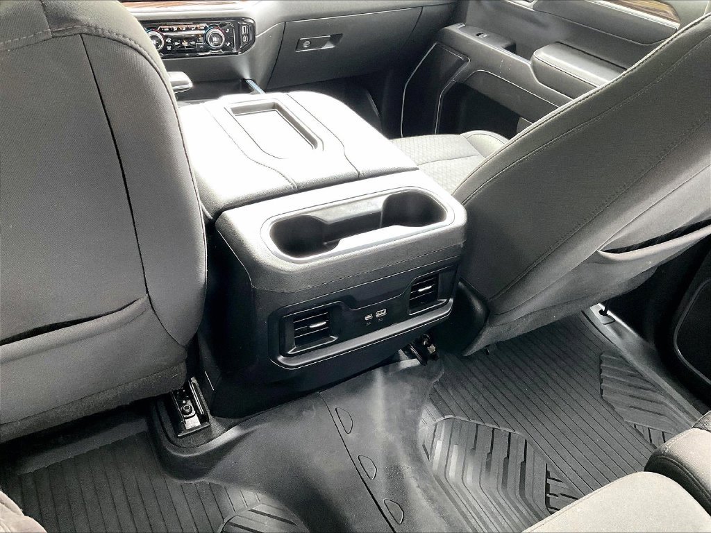 Used 2022 Black Chevrolet RST image 28
