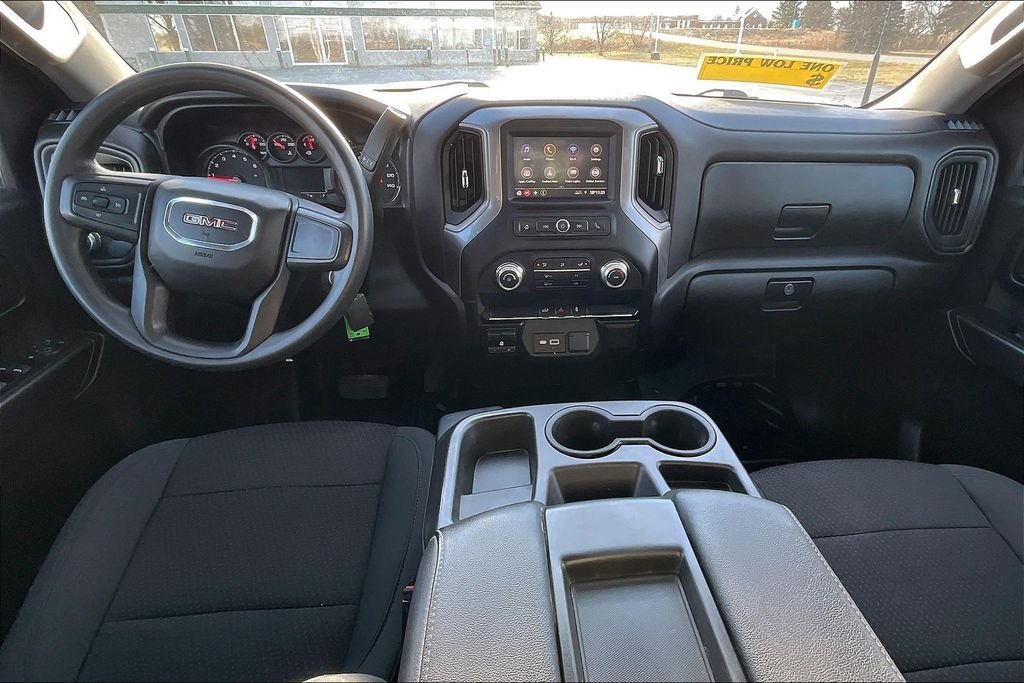 Used 2022 Silver GMC Pro image 21