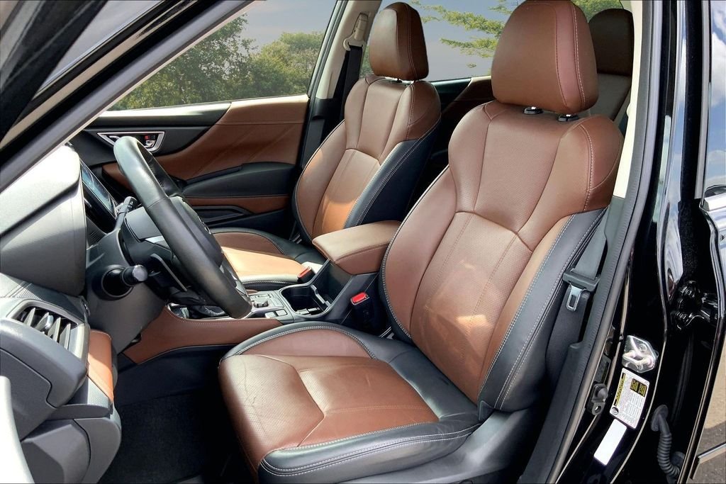 Used 2023 Black Subaru Touring image 21