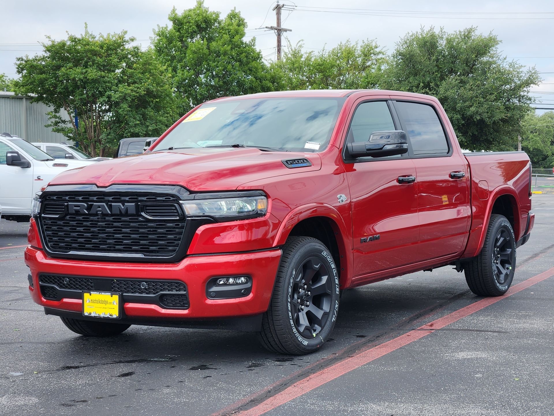 New 2026 Molten Red Pearl-Coat Exterior Paint RAM Big Horn/Lone Star image 2