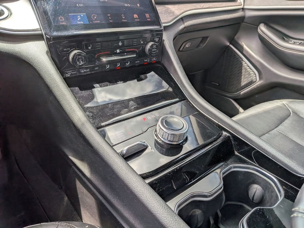 Used 2021 Gray Jeep Limited image 23