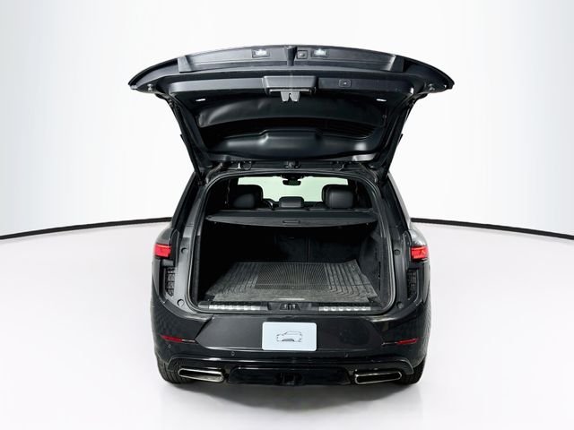 New 2024 Gray Land Rover Dynamic SE image 6
