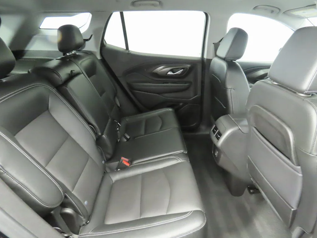 Used 2023 Black GMC SLT image 20