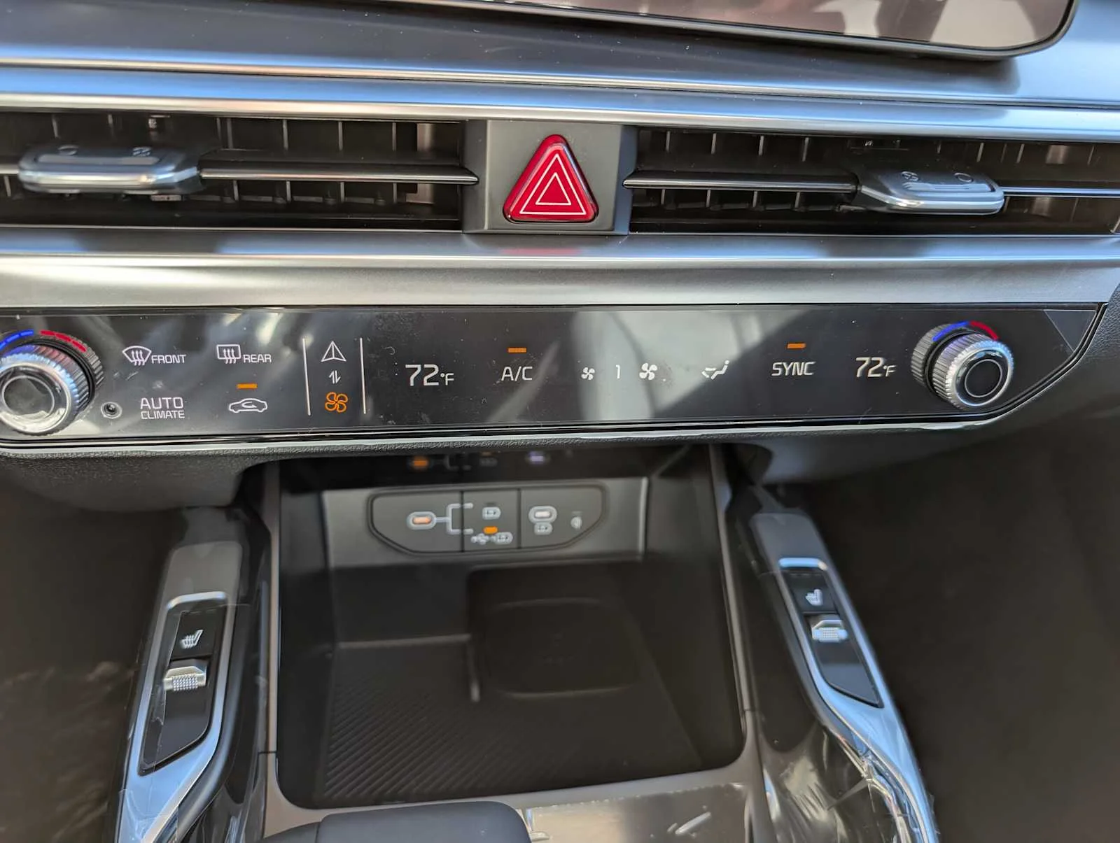 2026 Kia Sorento S - Photo 28