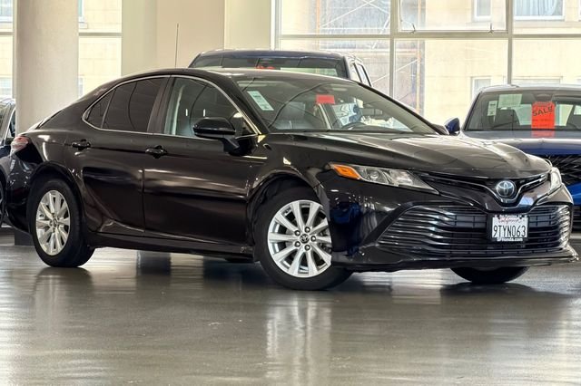 Used 2019 Toyota Camry LE with VIN 4T1B11HKXKU206192 for sale in San Francisco, CA
