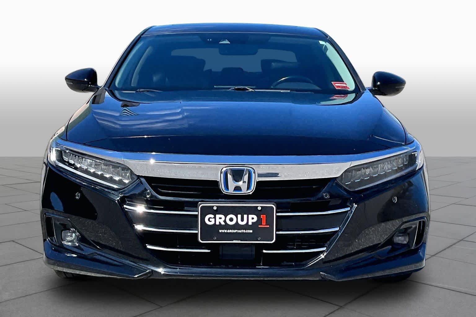Used 2021 Crystal Black Pearl Honda Touring image 4