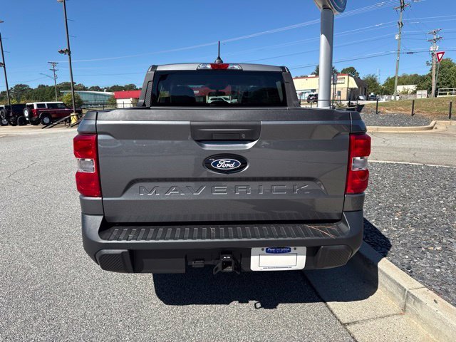 New 2026 Carbonized Gray Metallic Ford XLT image 8