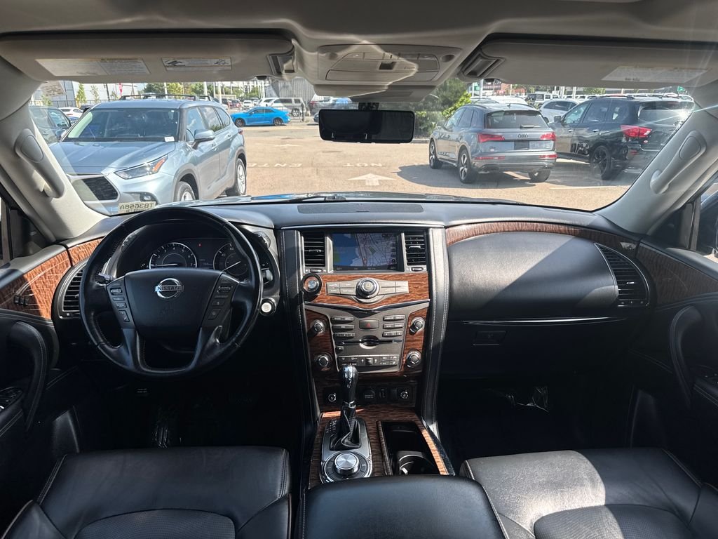 Used 2020 Gray Nissan Platinum image 12