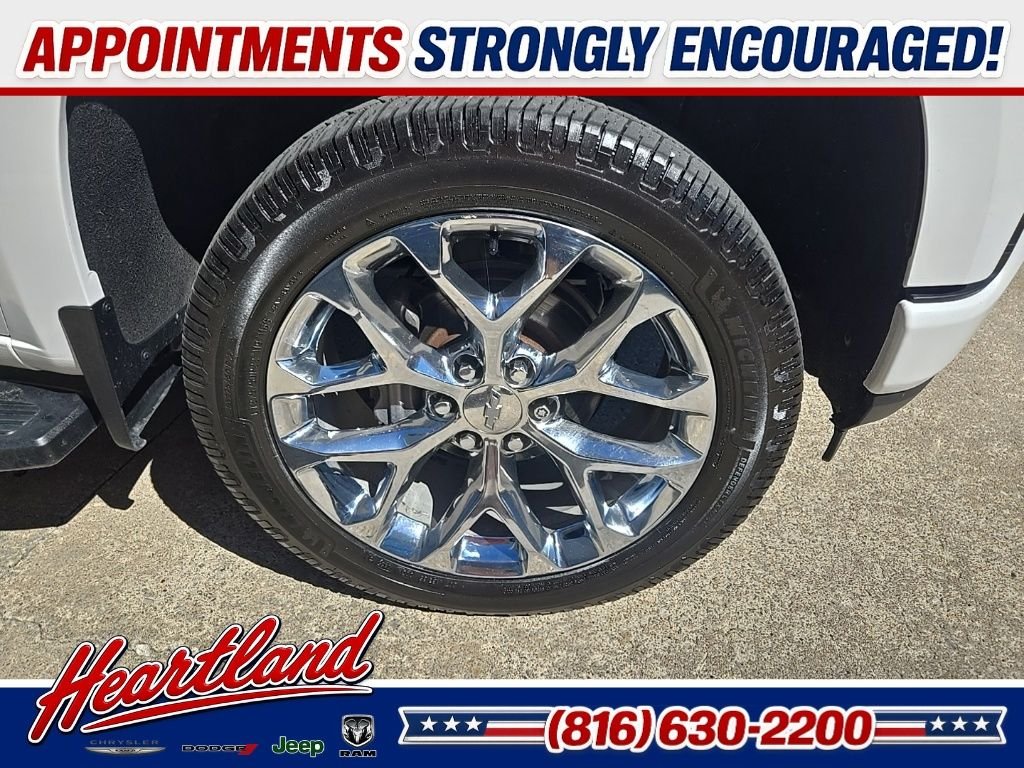 Used 2019 Beige Chevrolet High Country image 37