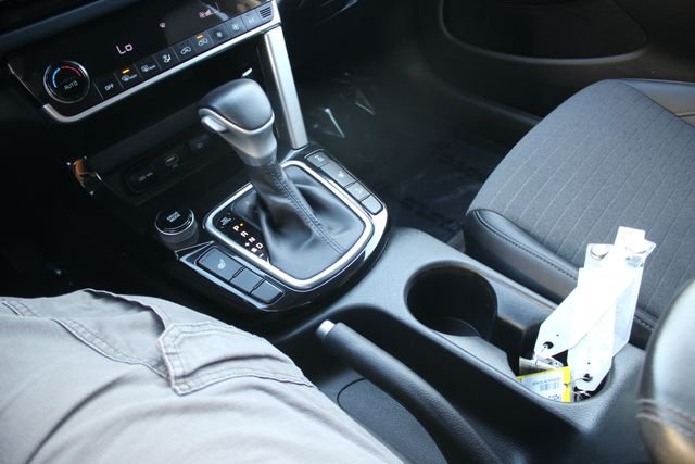 Used 2023 White Kia S image 11
