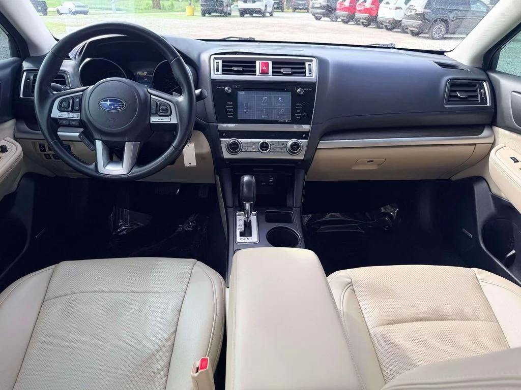 Used 2016 Gray Subaru 2.5i image 3