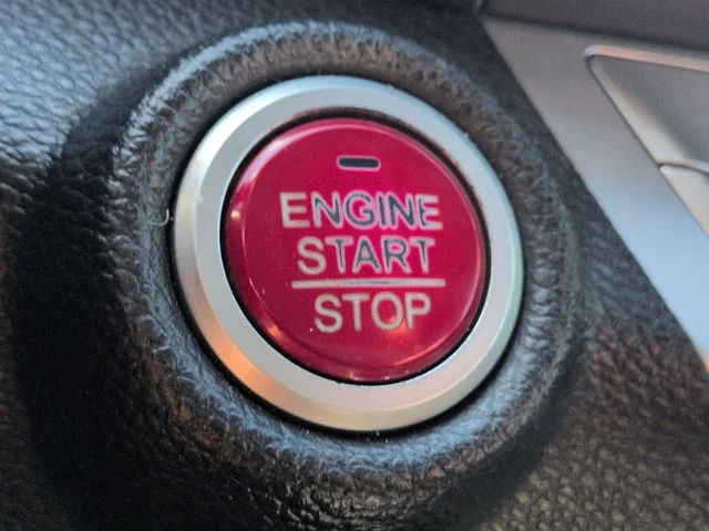 Used 2013  Honda EX-L image 17
