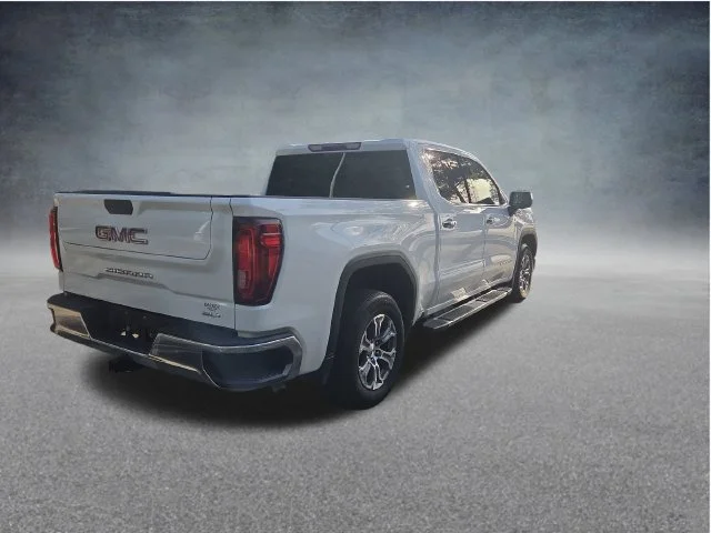 Used 2020 White GMC SLT image 8