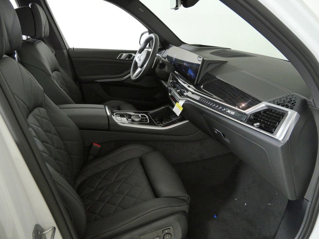 New 2026 Alpine White BMW xDrive40i image 20