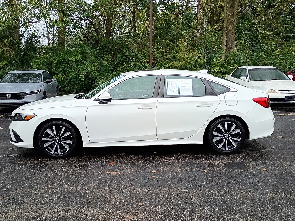 Certified Used 2022 WHITE Honda EX image 6