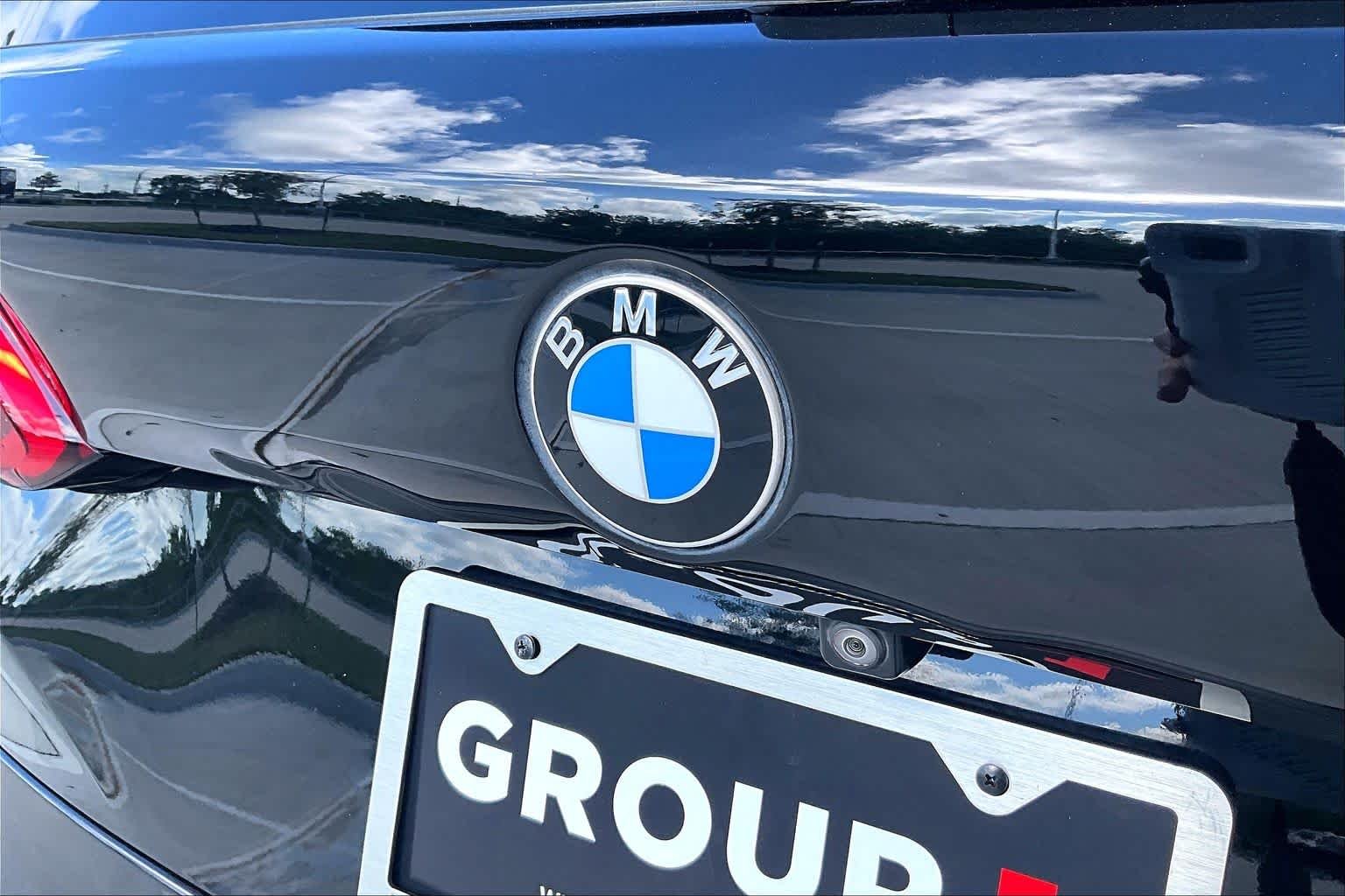 Used 2020 Jet Black BMW sDrive40i image 29