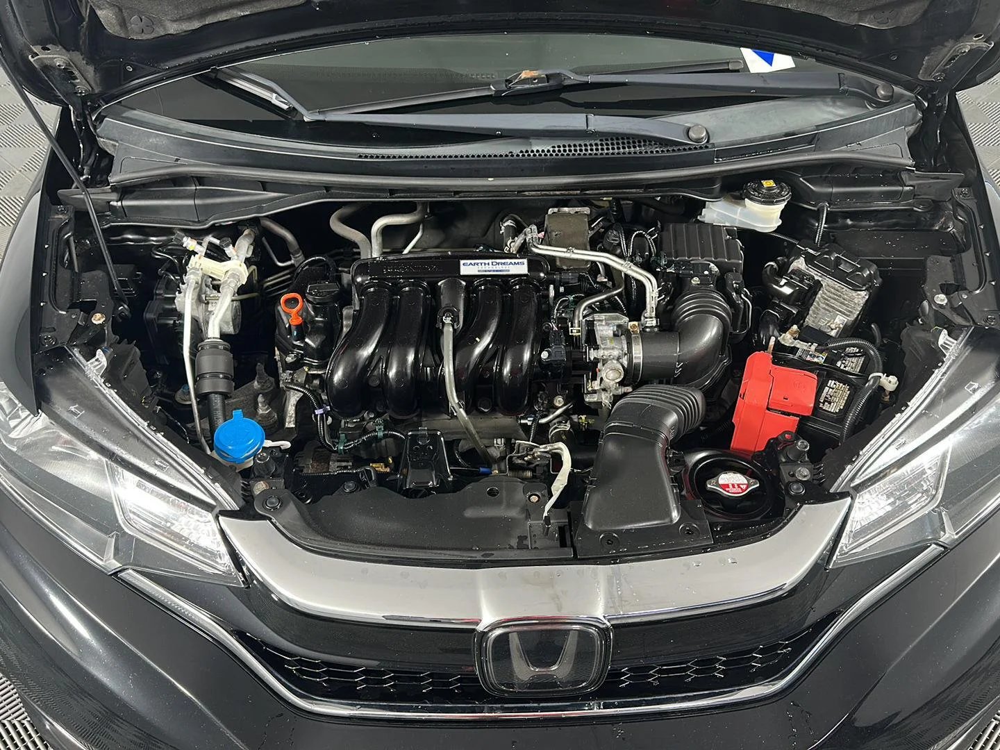 Used 2020 Crystal Black Pearl Honda EX image 2