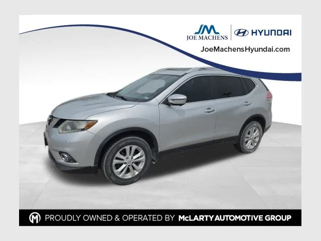 Used 2016 Silver Nissan SV image 1