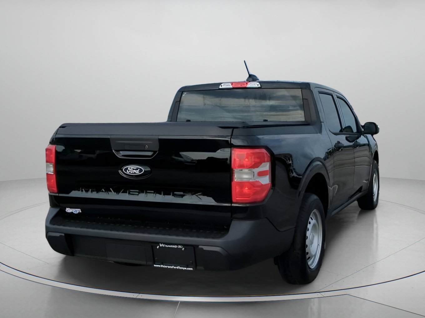 New 2026 Shadow Black Ford XL image 23