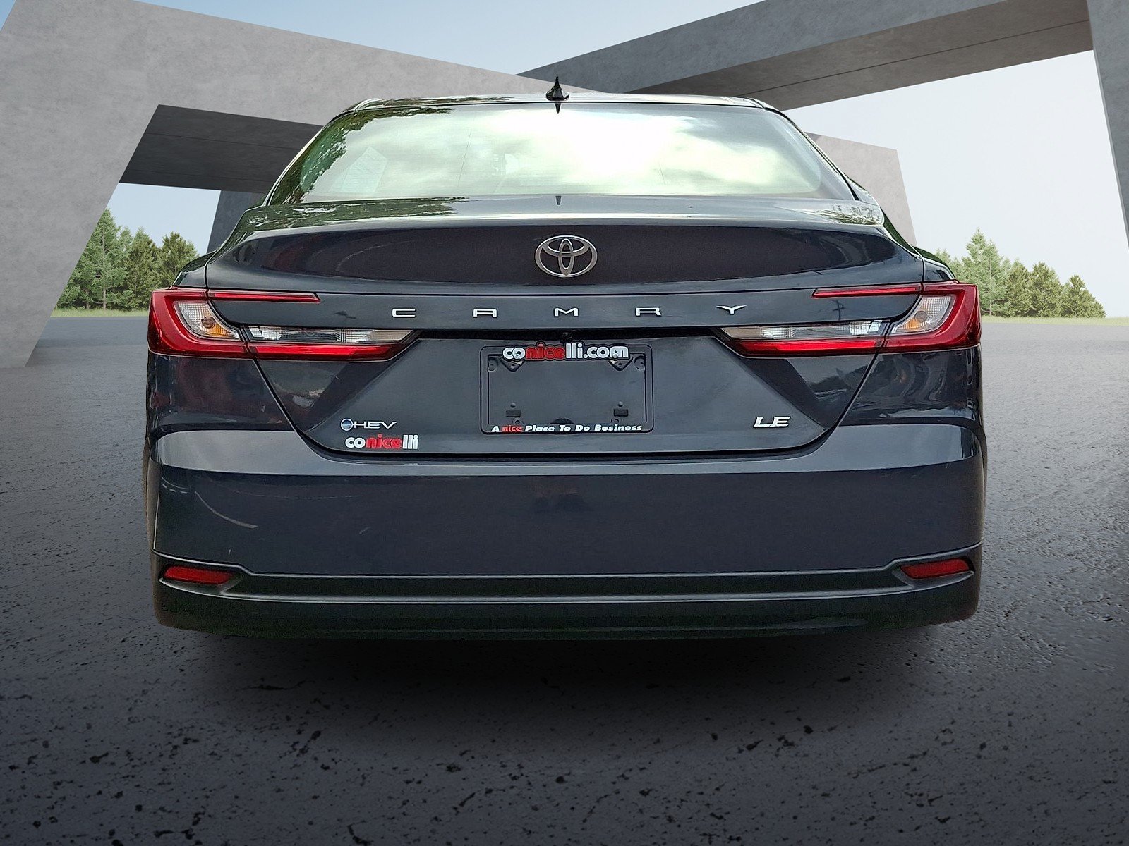 Used 2025 Underground Toyota LE image 4