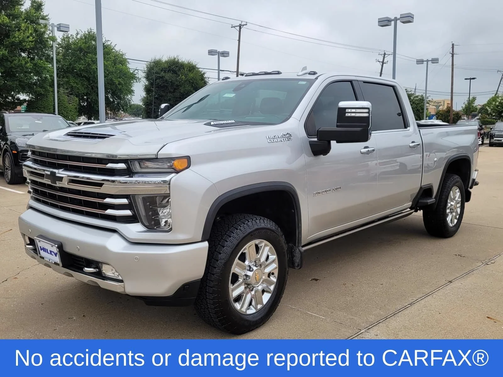 Used 2022 Silver Ice Metallic Chevrolet High Country image 2