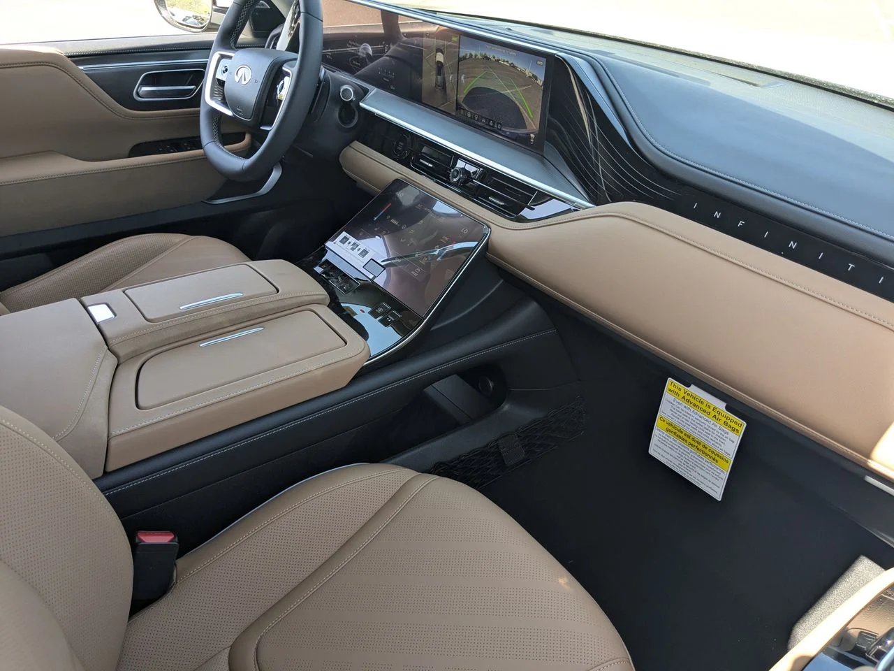 New 2026 RADIANT WHITE INFINITI Luxe 2WD image 30