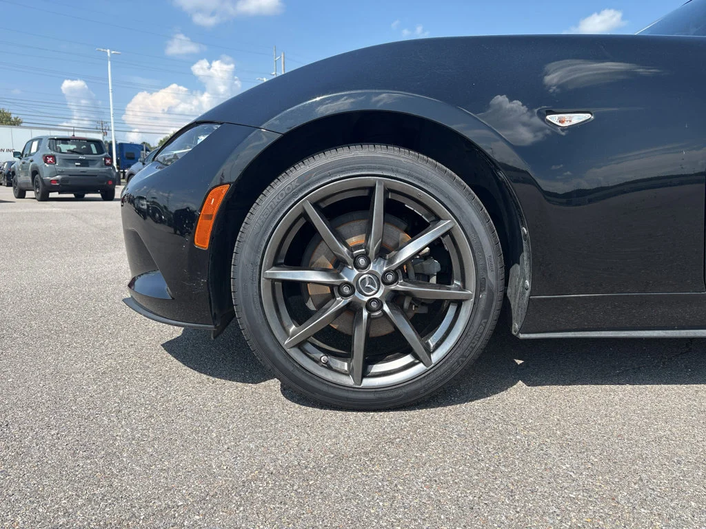 Used 2018 Black Mazda Grand Touring image 10