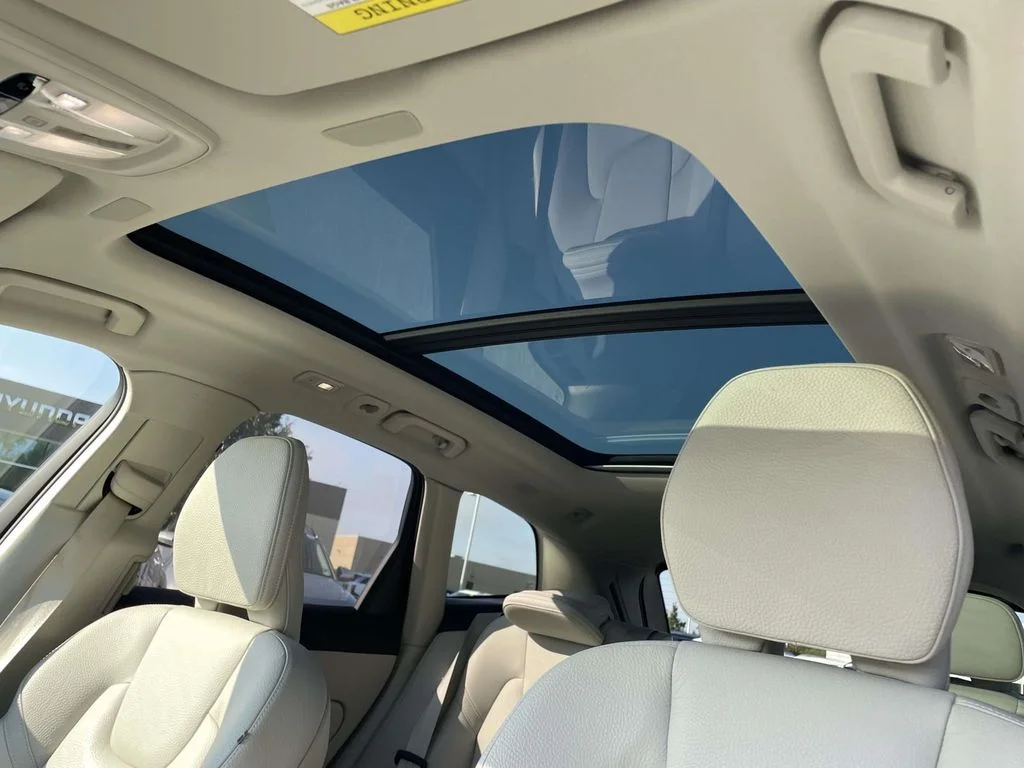 Used 2025 Bright Dusk Metallic Volvo Plus image 9