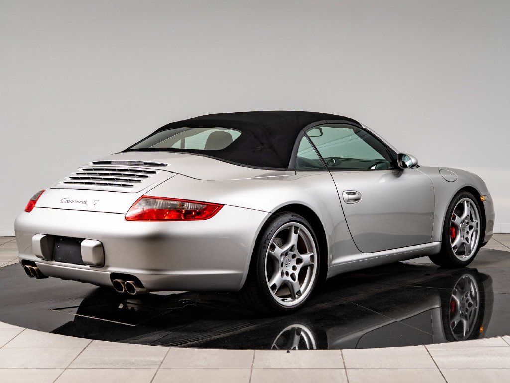 Used 2006 Arctic Silver Porsche Carrera S image 8