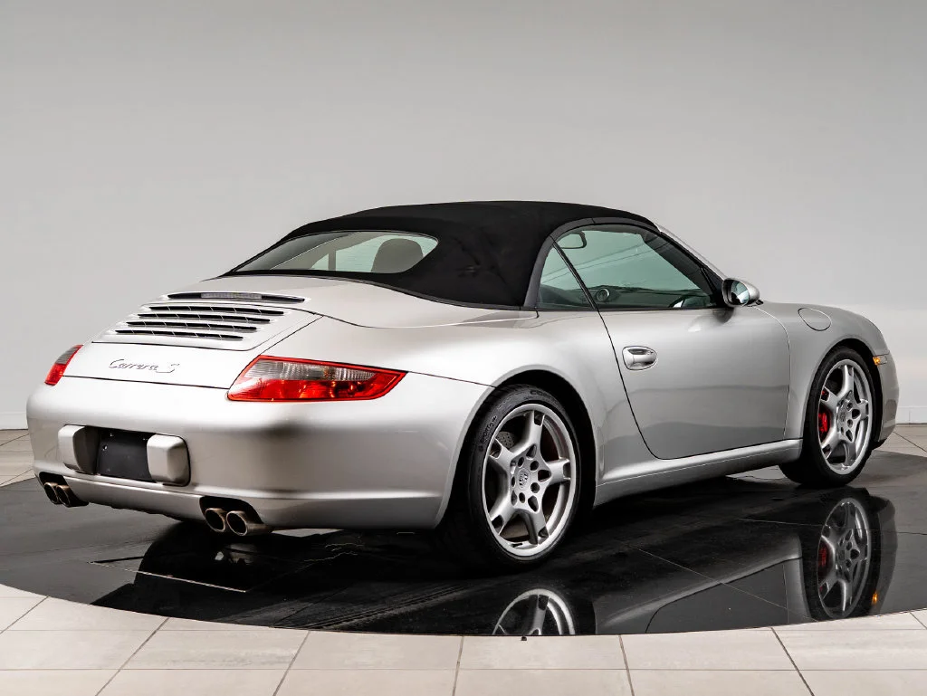 Used 2006 Arctic Silver Porsche Carrera S image 8