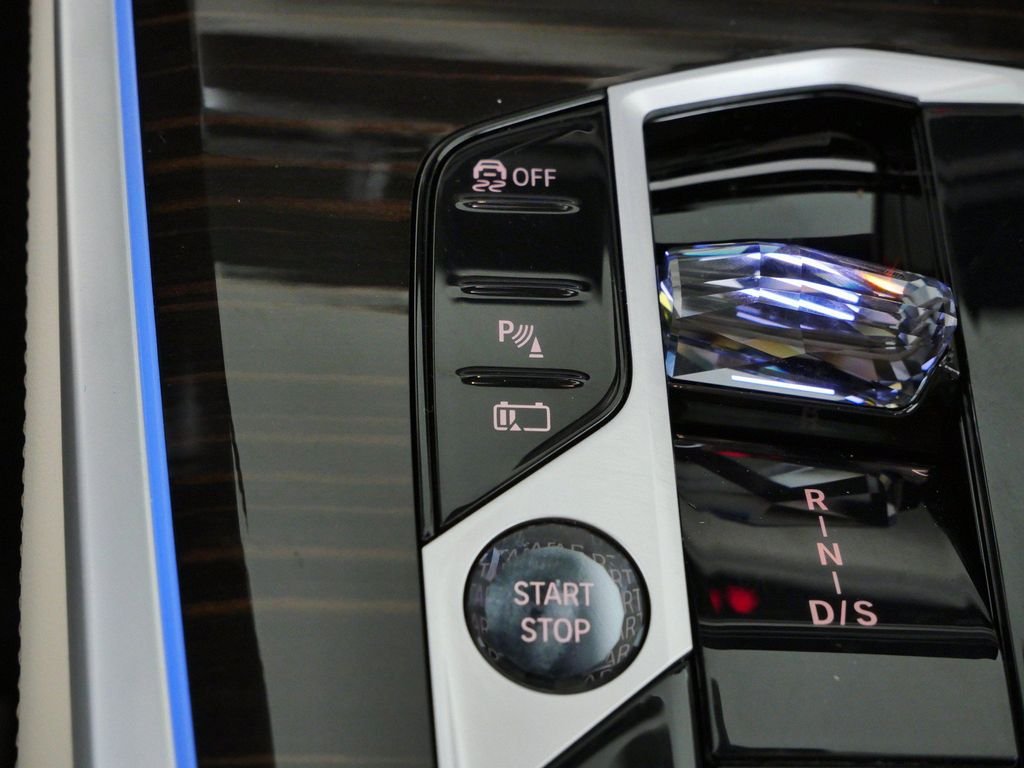 New 2026 Skyscraper Grey Metallic BMW xDrive50e image 43