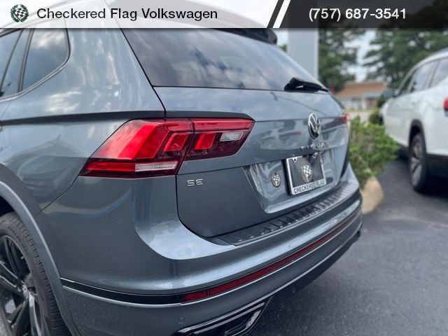 Used 2023 Platinum Gray Metallic Volkswagen 2.0T SE R-Line Black image 8