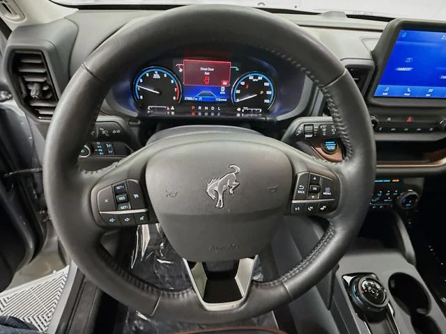 Used 2023 Silver Metallic Ford Outer Banks image 11