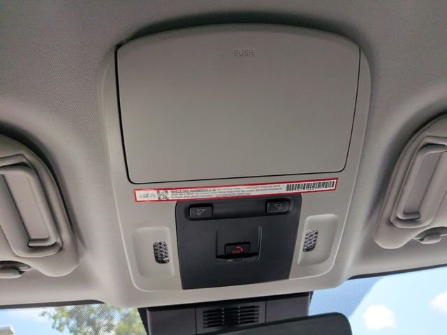 Certified Used 2025  Toyota LE image 29
