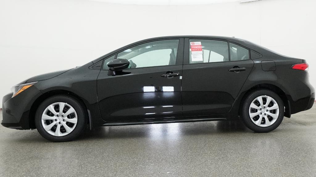 New 2026 Midnight Black Metallic Toyota LE image 16