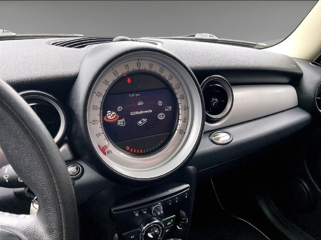 Used 2012 Blue MINI Base image 19