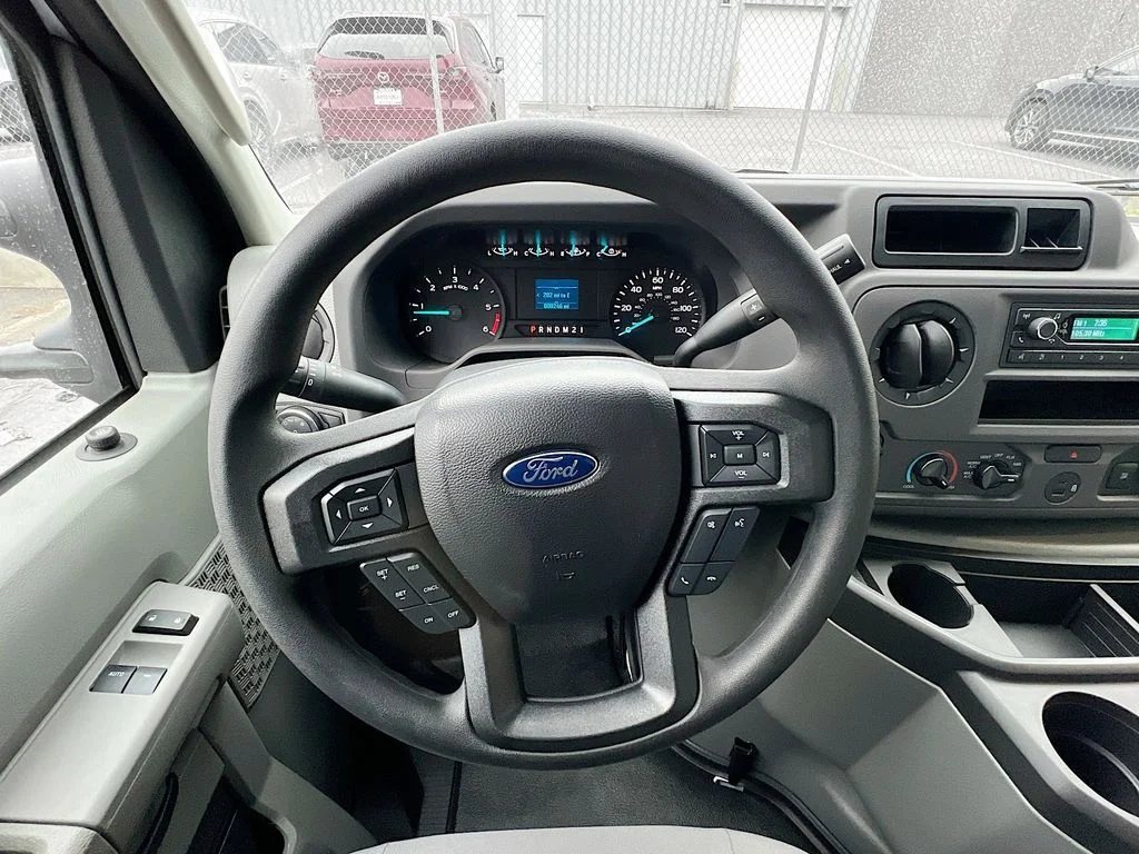2025 Ford E-Series Cutaway Base - Photo 7