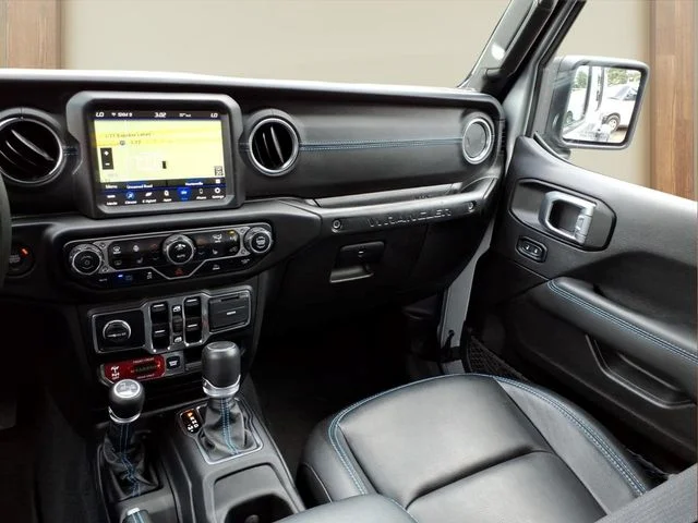 Used 2023 Silver Jeep Rubicon 4xe image 23