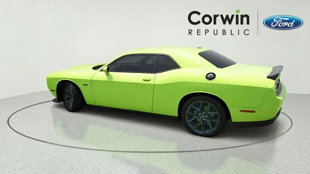 Used 2023 Sublime Clearcoat Metallic Dodge R/T image 3