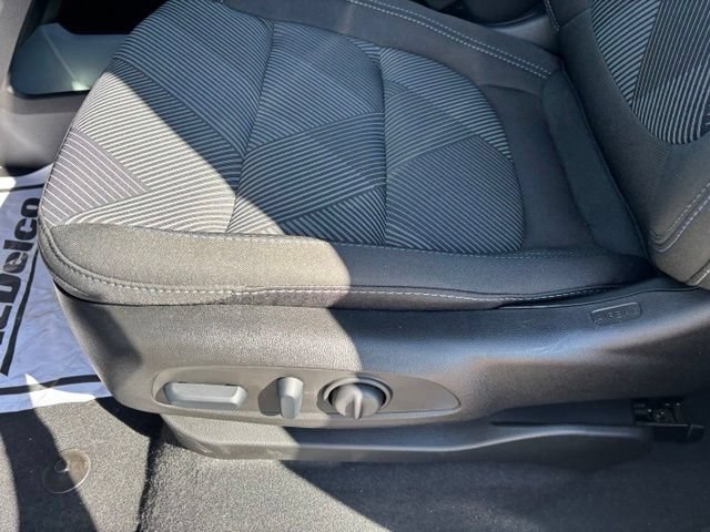 2027 Chevrolet Bolt LT - Photo 13
