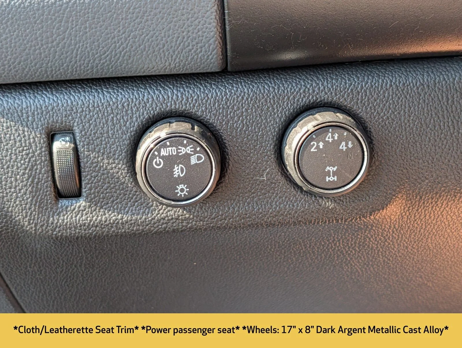 Used 2015 CYBER GRAY METALLIC Chevrolet 4WD Z71 image 12