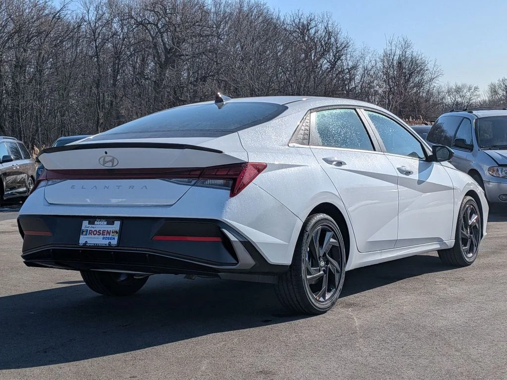 New 2026 White Hyundai SEL Sport image 7