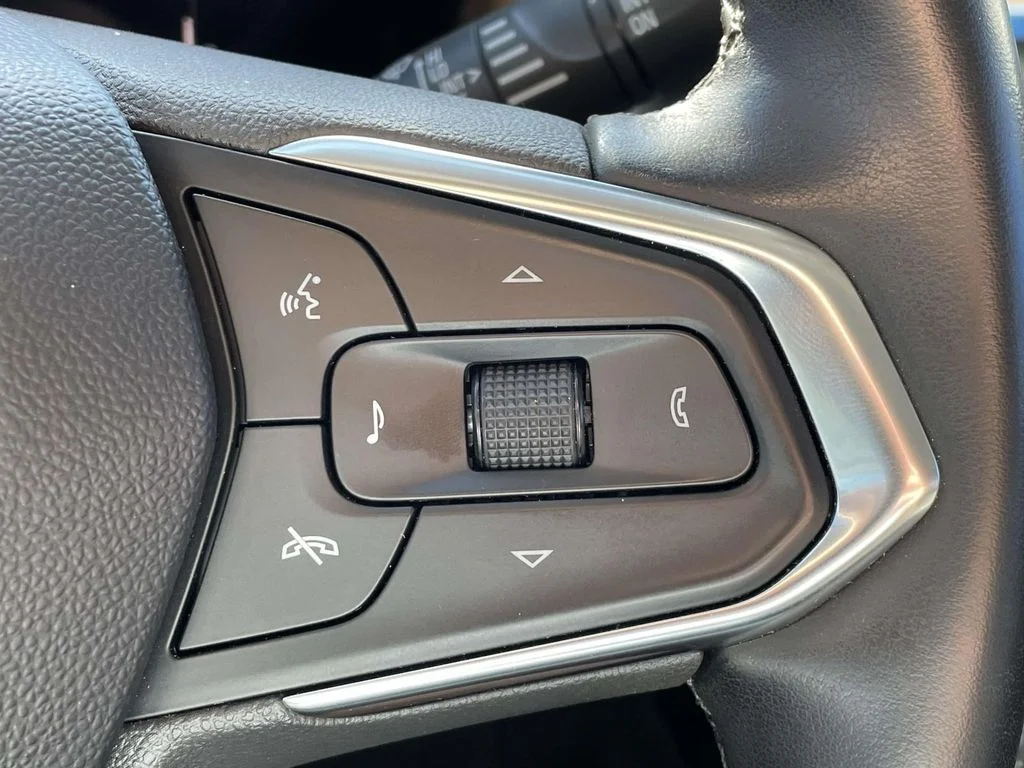 Used 2024 Mosaic Black Metallic Chevrolet LT image 29