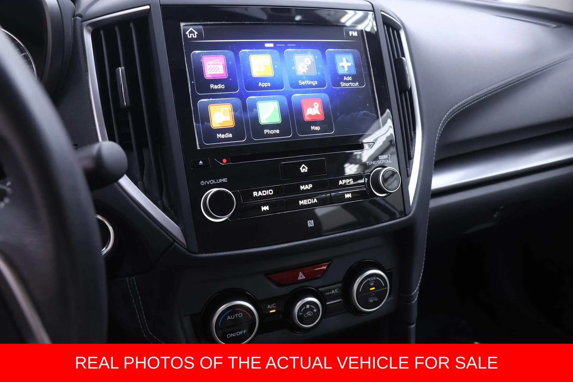 Used 2018 White Subaru 2.0i Limited image 8