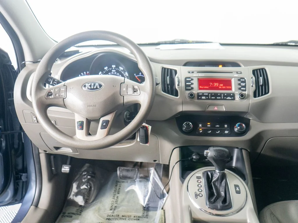 Used 2015 Blue Kia LX image 12