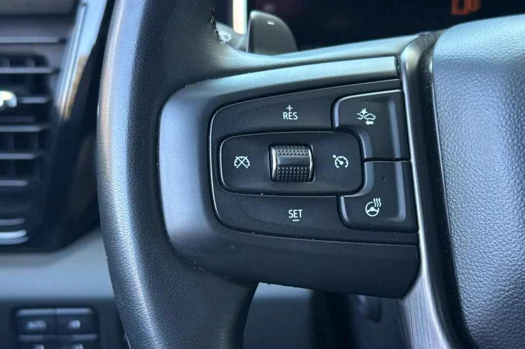 Used 2024 Thunderstorm Gray GMC AT4 image 30
