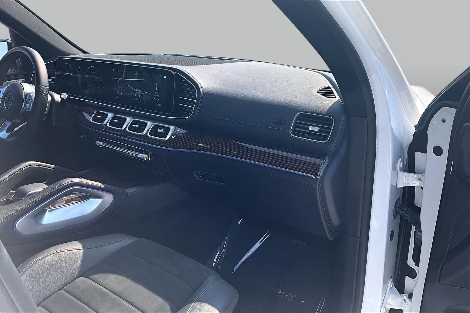 Used 2023 Polar White Mercedes-Benz GLE 450 image 19